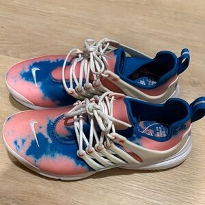 Nike Coral and Sky Blue Athletic Shoes